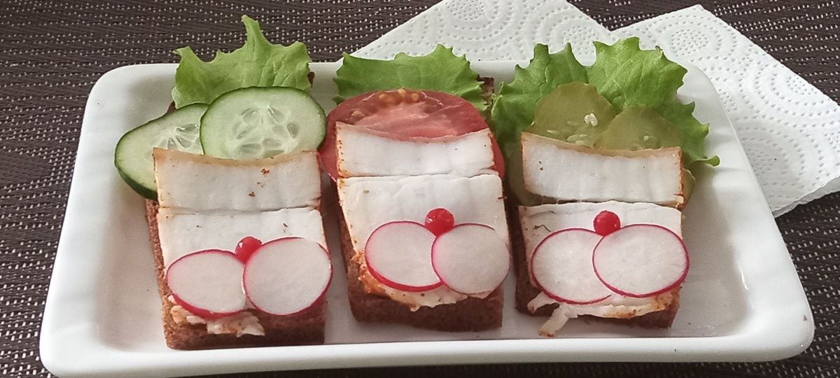 Бутерброды с салом и овощами: неожиданный вкусный заменитель колбасы