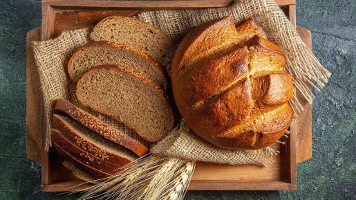 Как выбрать полезный хлеб и приготовить его дома: практическое руководство