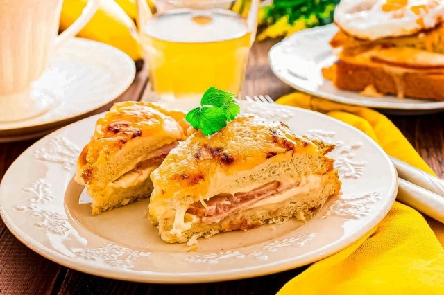 Крок месье: французский деликатес для утреннего вкуса
