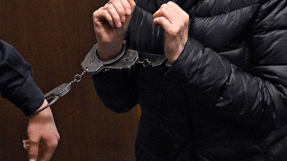 Суд продлил арест подозреваемой в деле о массовом отравлении в Сириусе