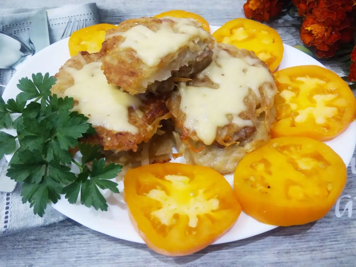 Сытные картофельные колдуны с мясом и сыром: восхитительный рецепт