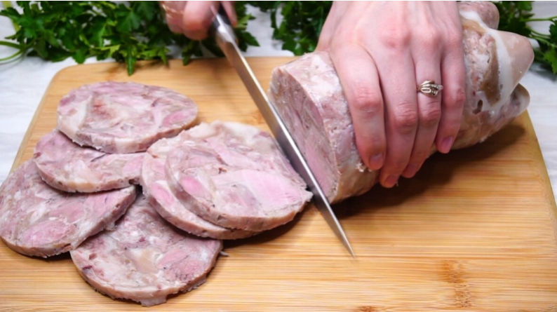 Удивительный рецепт домашнего зельца: вкусно и экономно