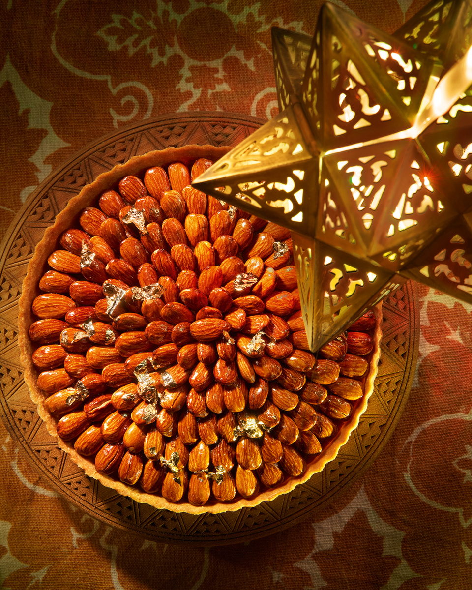 Насладитесь изысканным миндальным тартом