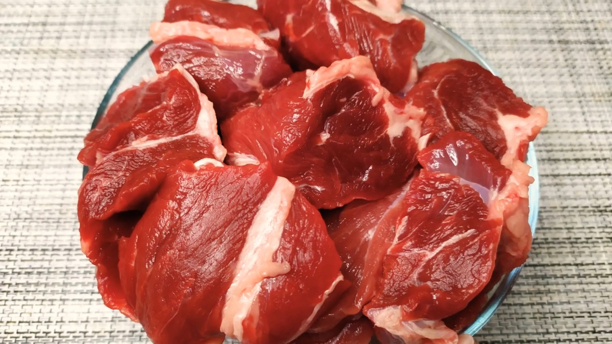 Мясо по-кремлевски в мультиварке: быстро и вкусно