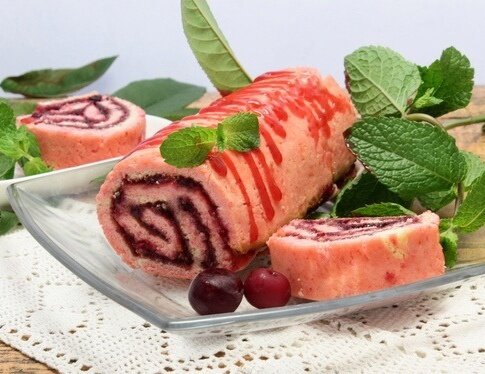 Вкус в каждой порции: вишневый рулет, который завоюет сердца