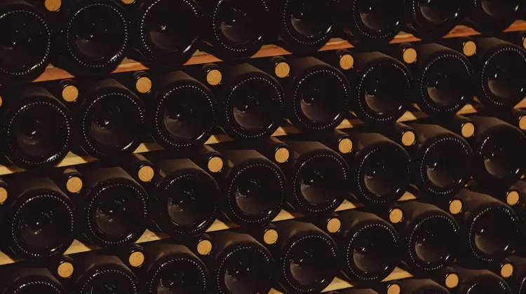 Евросоюз инвестирует €40 миллионов в дистилляцию французского вина