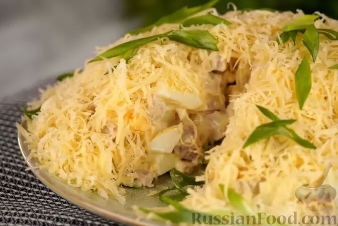 Популярные салаты, которые удивят ваших гостей