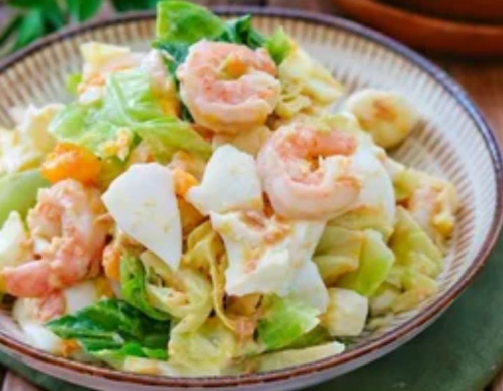 Салат с морепродуктами: путеводитель по свежести морского вкуса