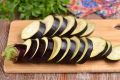 Сочно и вкусно: 4 необычных рецепта блюд из баклажанов