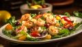 Салаты с креветками: от тайских вкусов до обновленных классиков